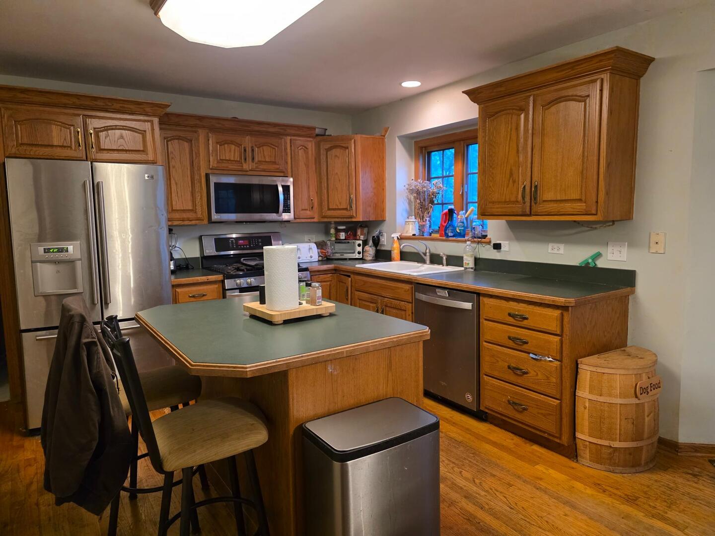 811 Meadow Lane Property Photo 2
