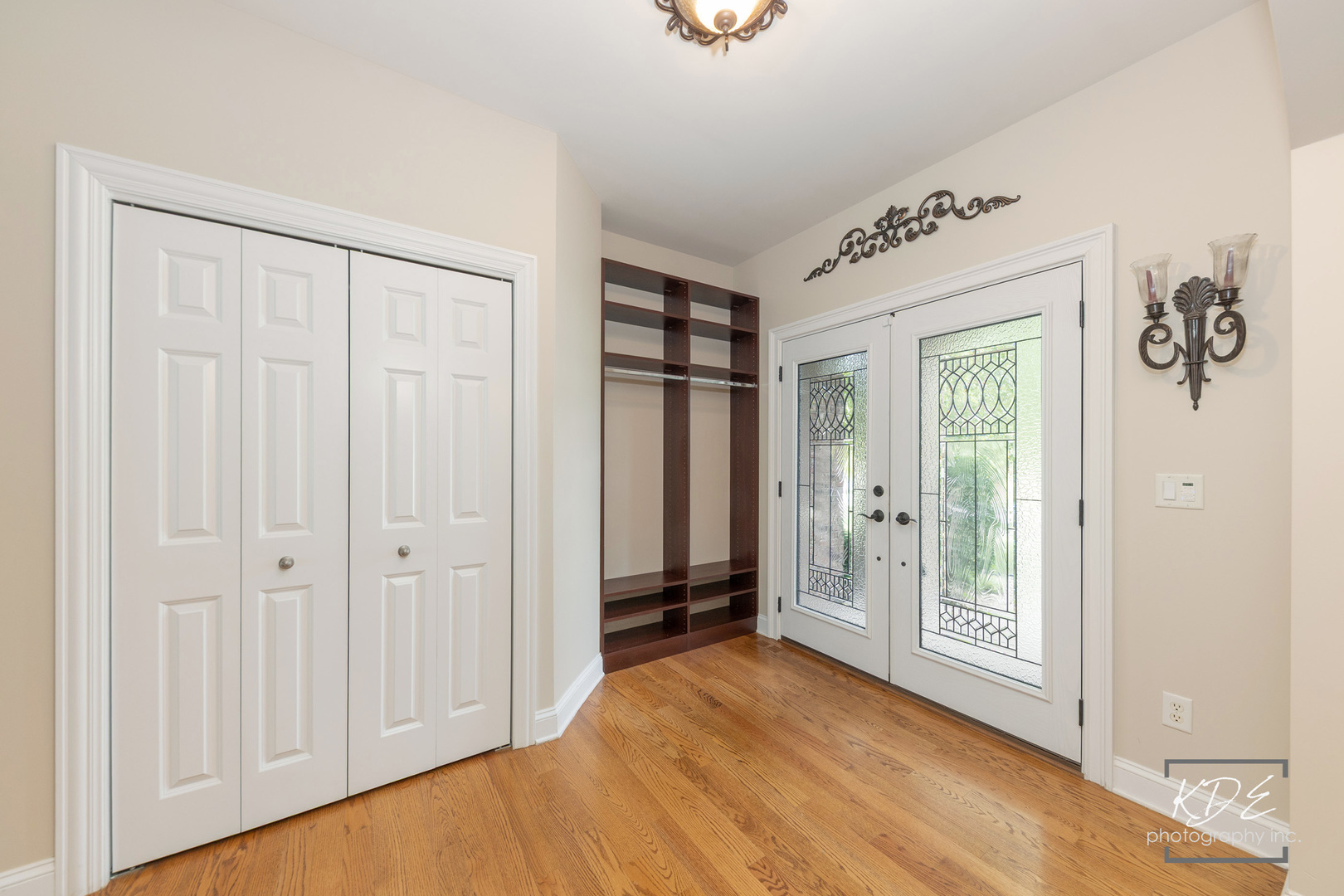 662 Omaha Drive Property Photo 3