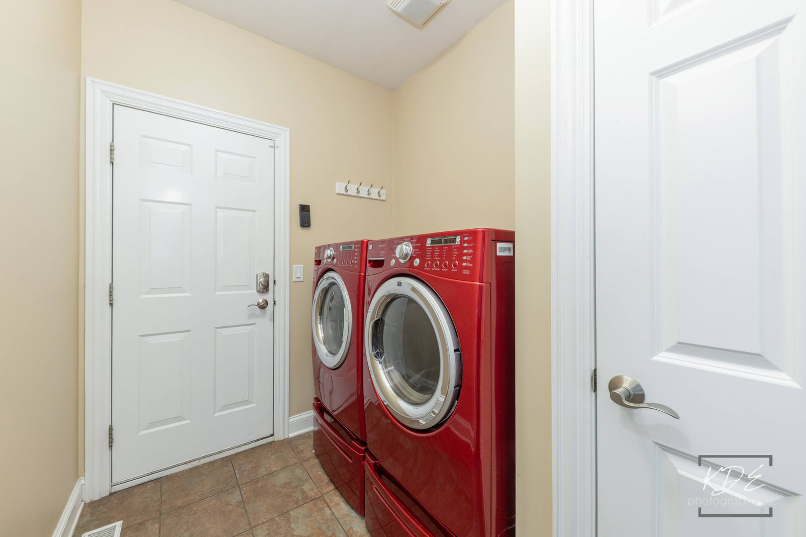 662 Omaha Drive Property Photo 22