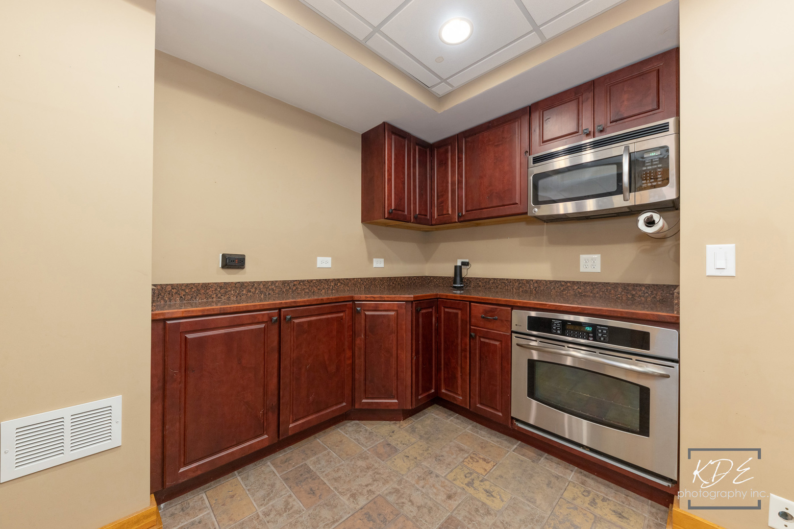662 Omaha Drive Property Photo 27