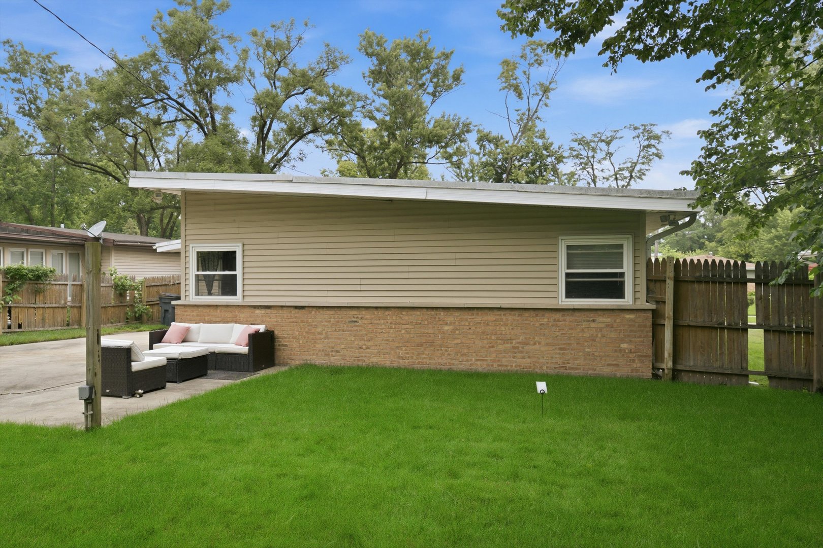 243 Tampa Street Property Photo 20
