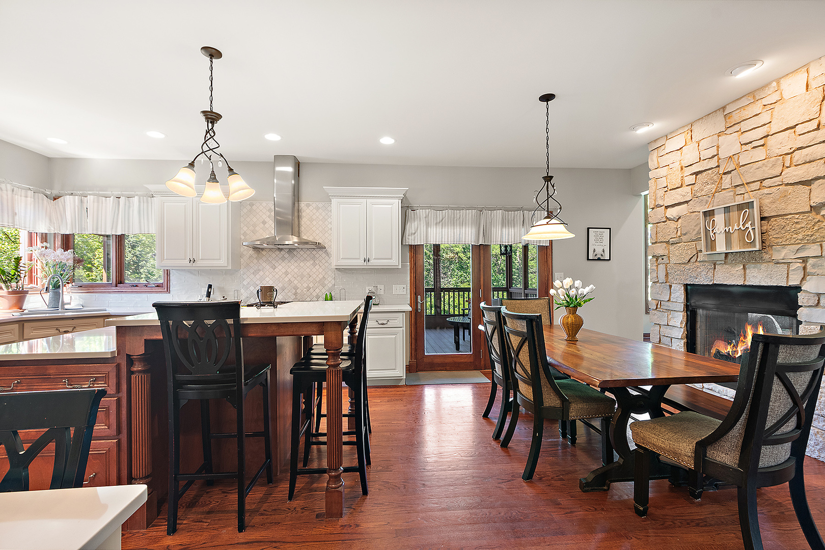 19257 Beaver Creek Lane Property Photo 5