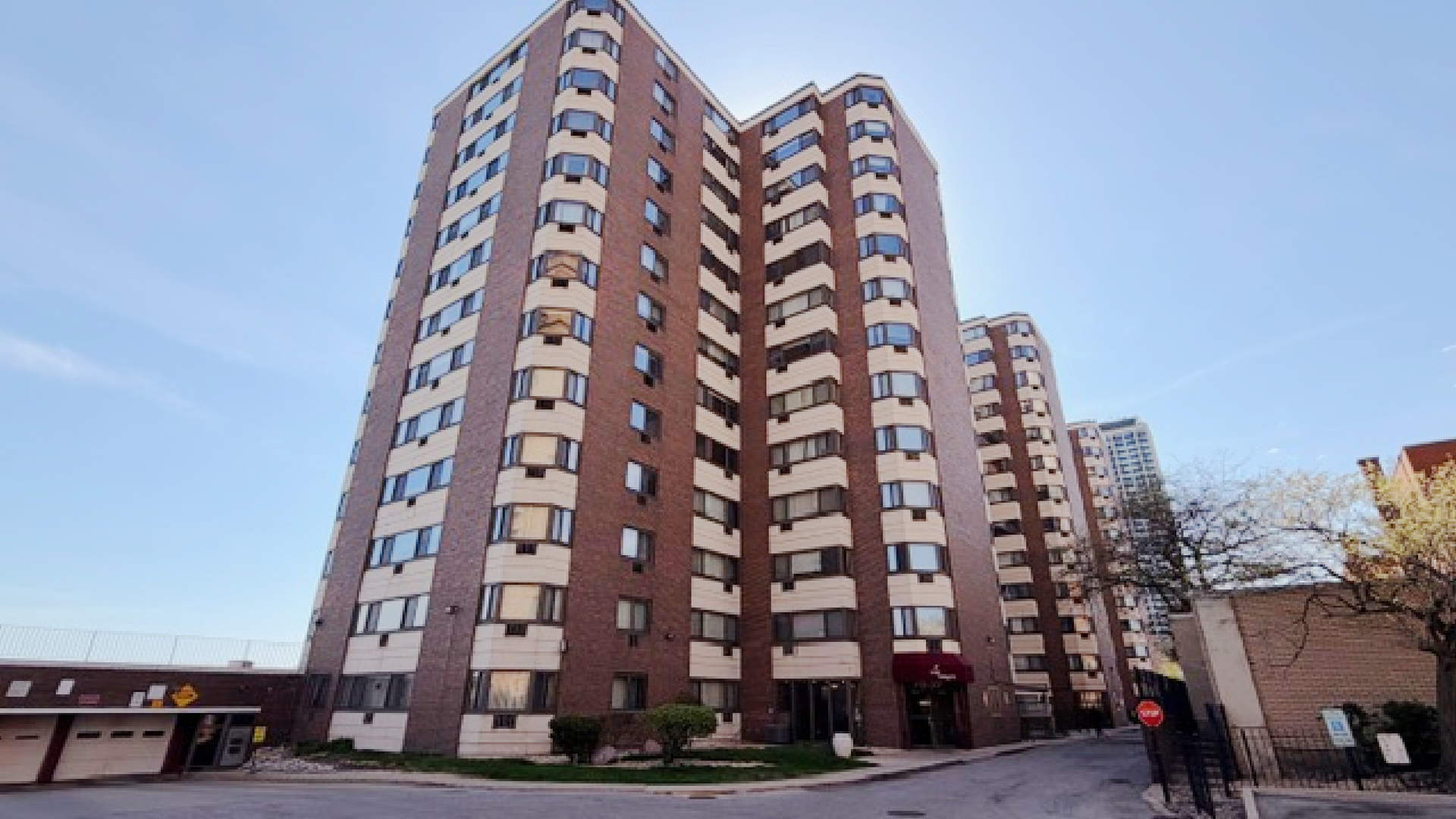 7337 S South Shore Drive 1012 Property Photo 1