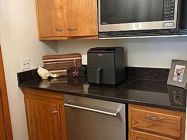 425 N Summers Street Property Photo 6