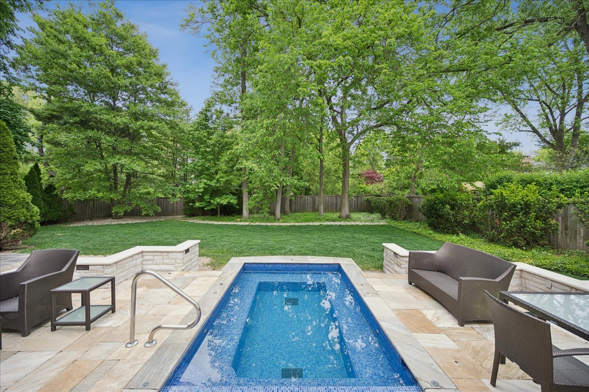 725 Valley Road Property Photo 44
