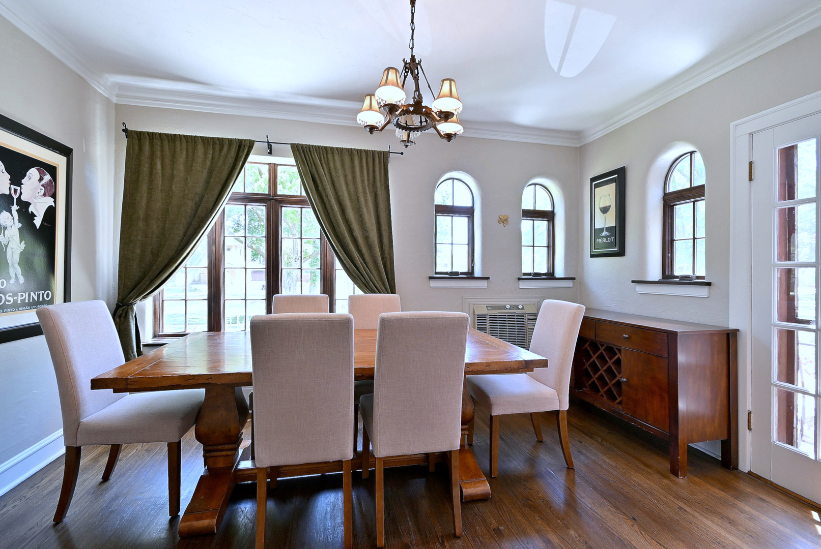 146 S Poplar Avenue Property Photo 18