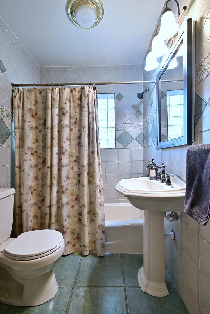 146 S Poplar Avenue Property Photo 24