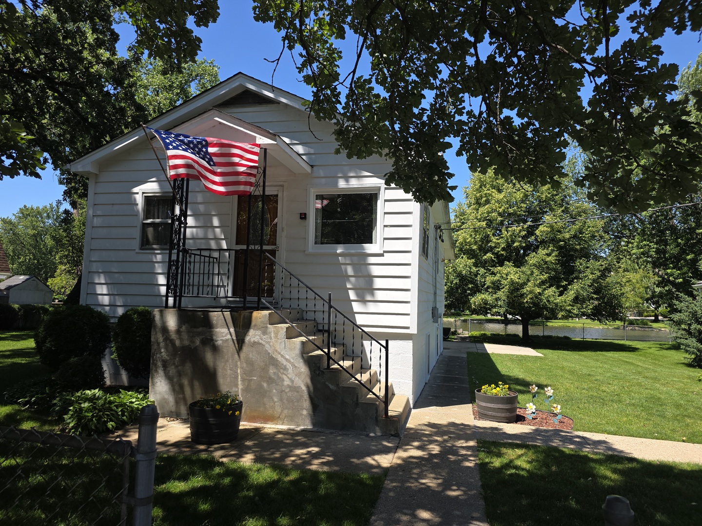 26418 N Willow Avenue Property Photo 1