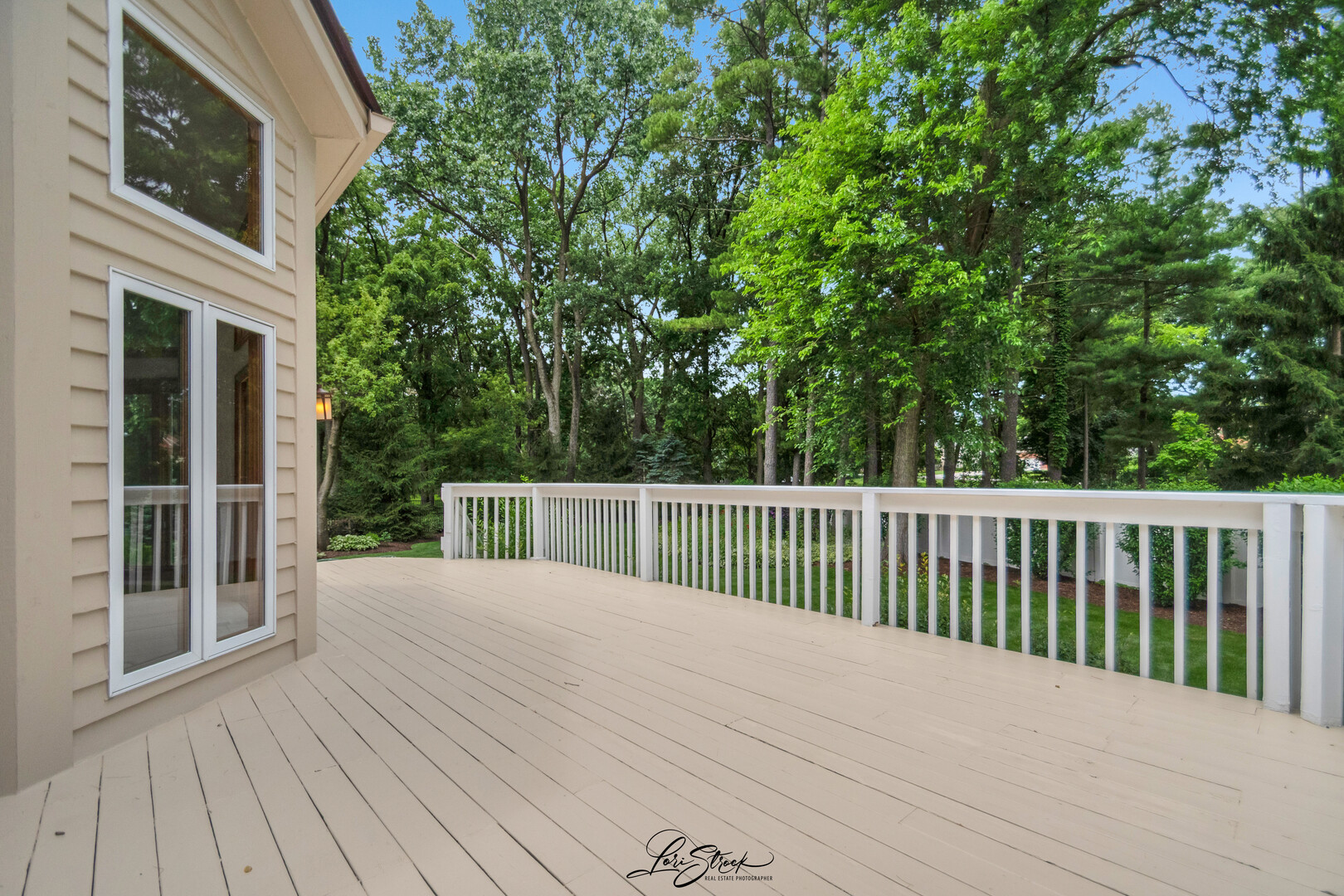 542 W Rosiland Drive Property Photo 6