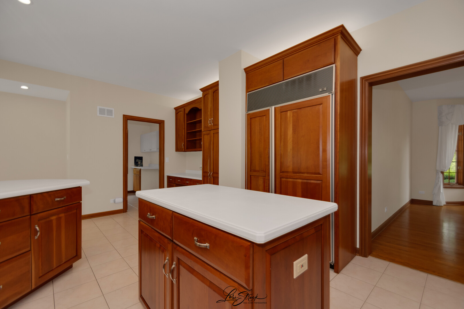 542 W Rosiland Drive Property Photo 24