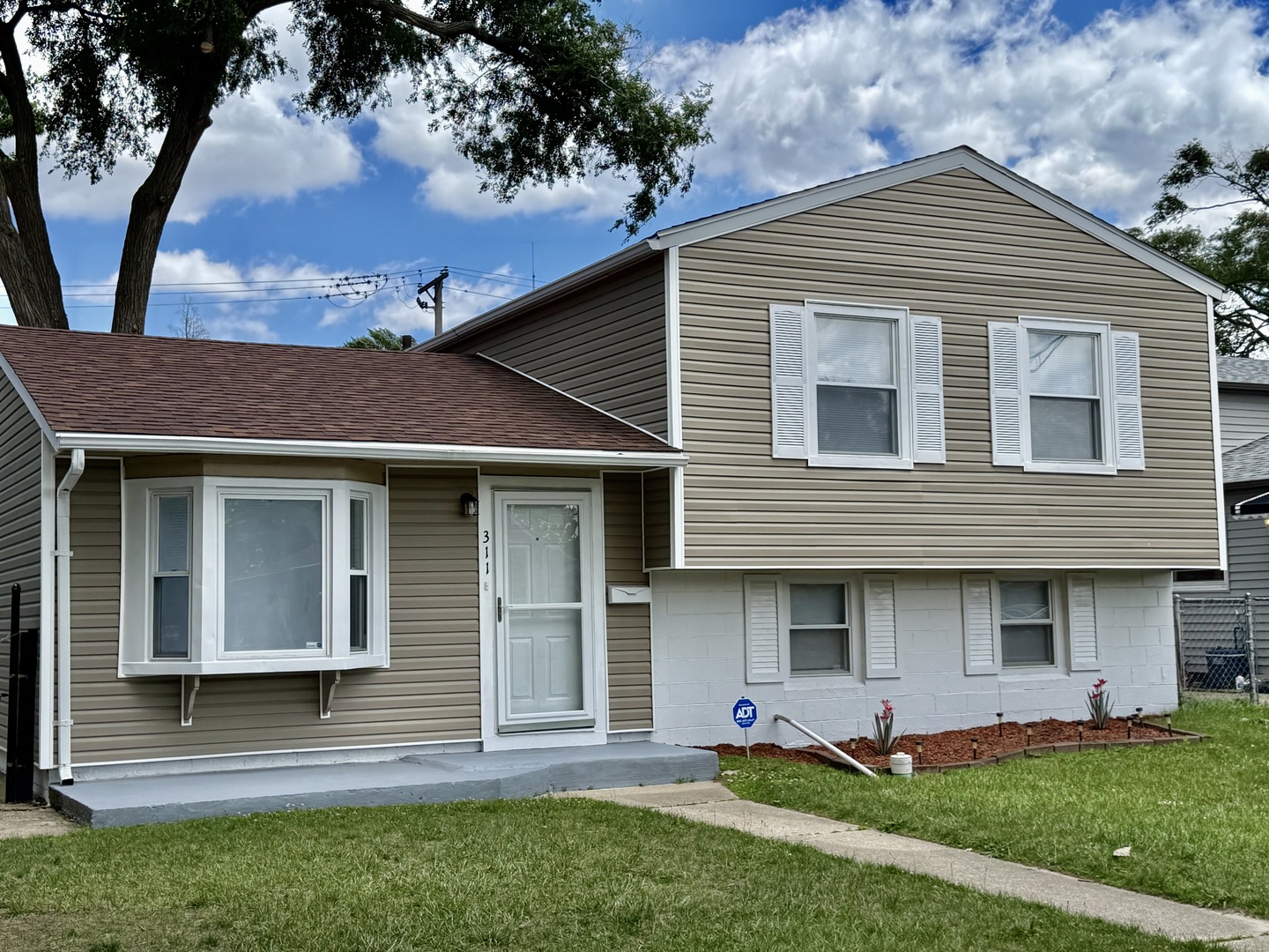 311 Merrill Avenue Property Photo 1