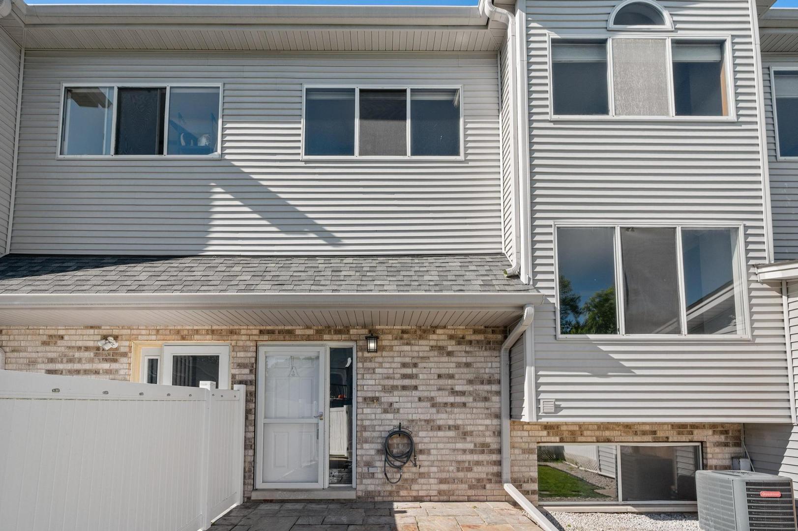 272 Park Ridge Lane A Property Photo 2
