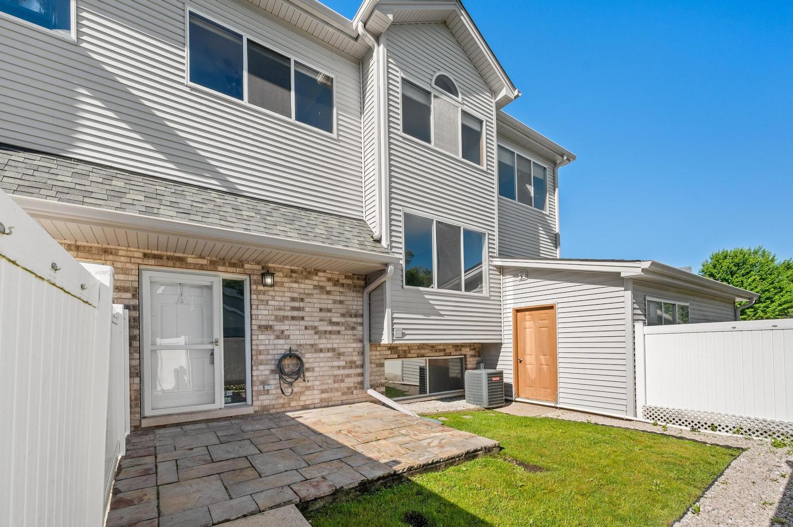 272 Park Ridge Lane A Property Photo 3
