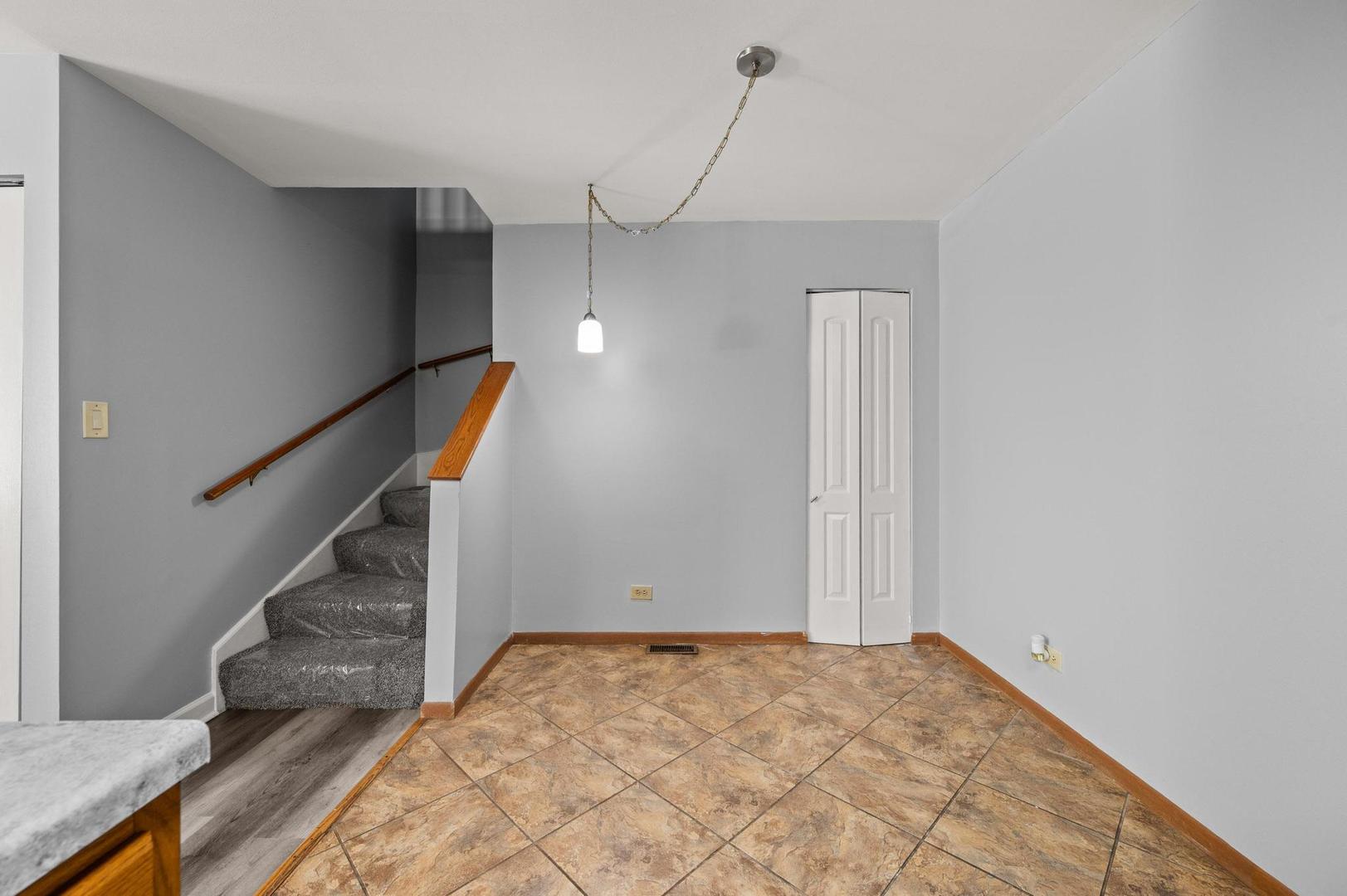 272 Park Ridge Lane A Property Photo 12