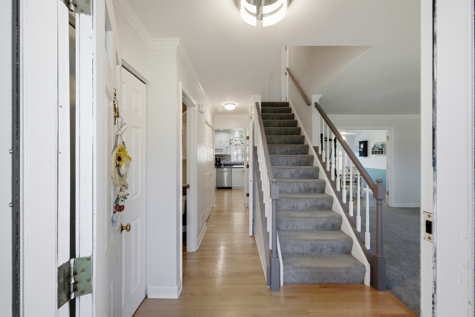 1265 Diane Lane Property Photo 4