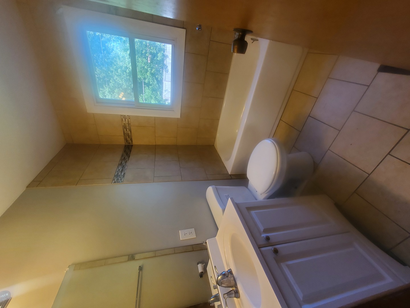 21538 Gailine Avenue Property Photo 8