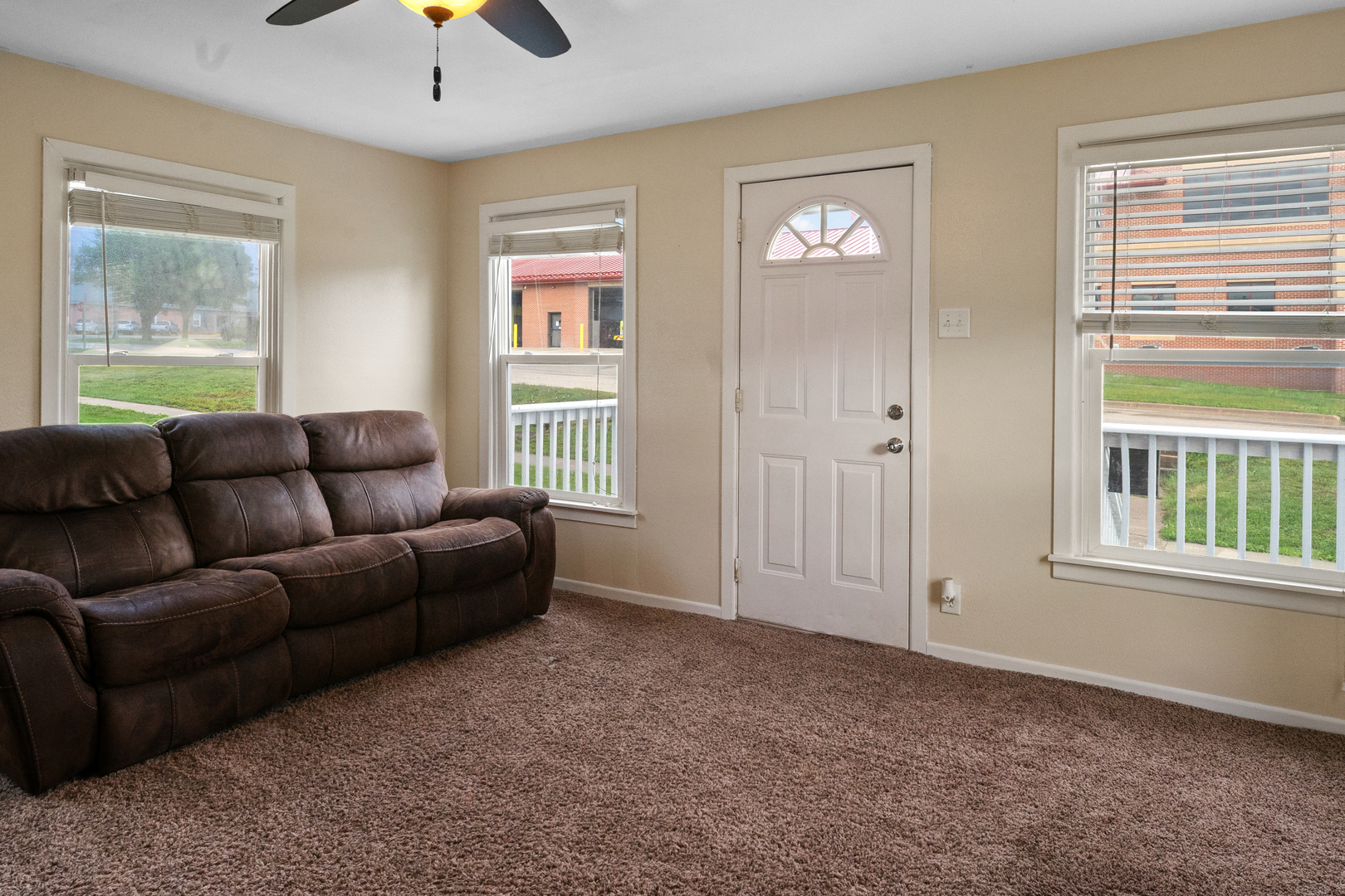 716 10th Street Property Photo 5