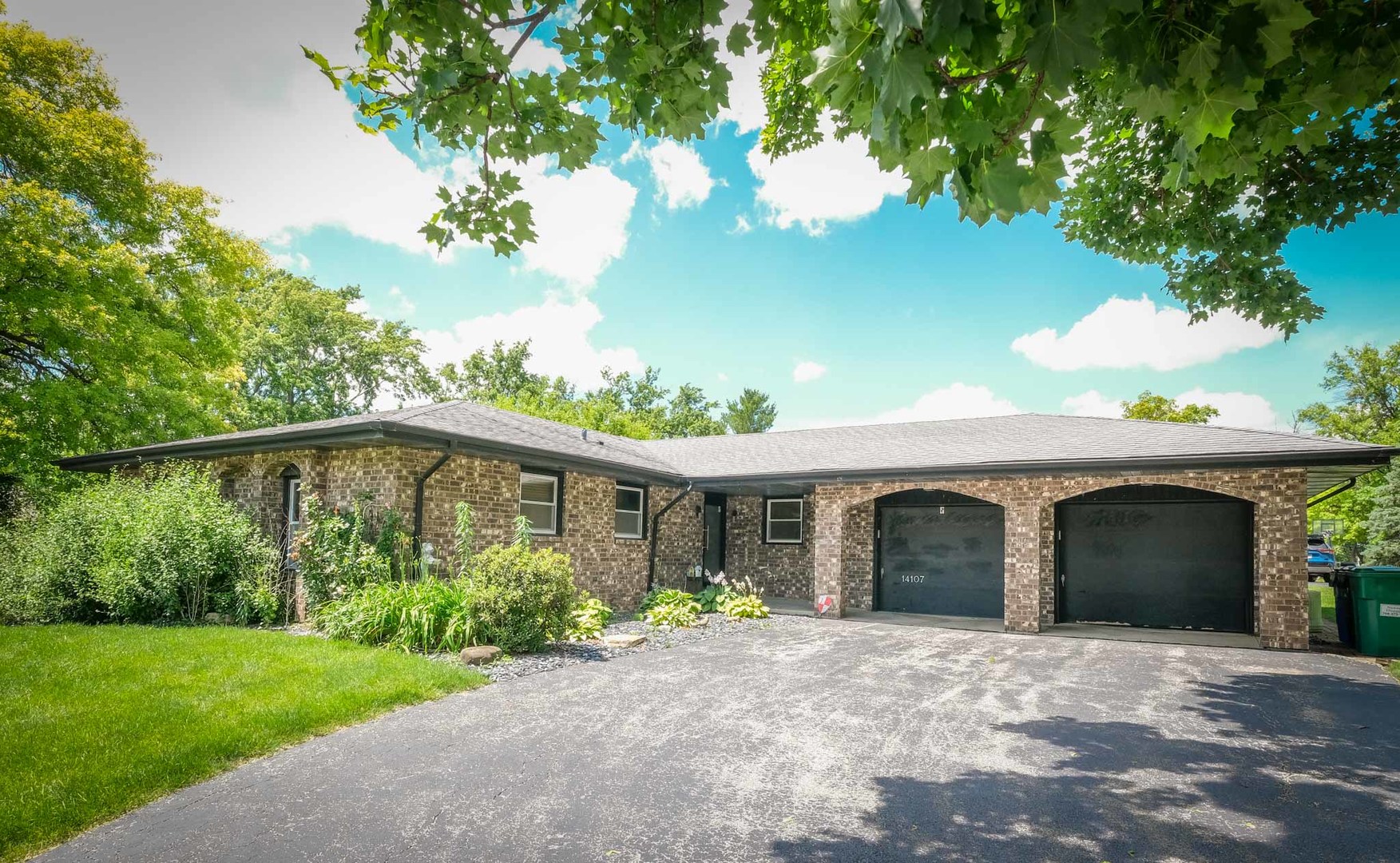 14107 S Cherokee Trail