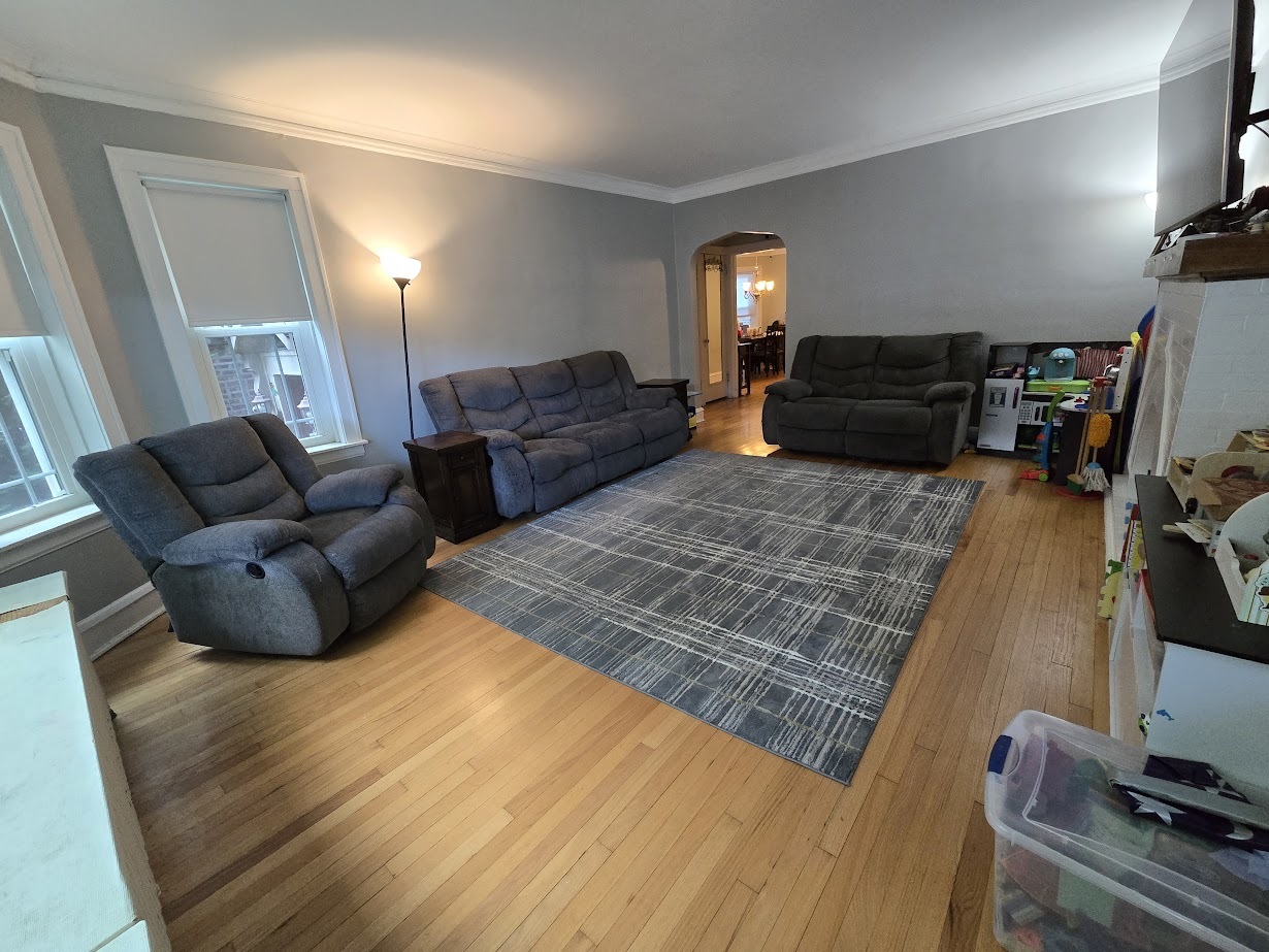 5910 N Campbell Avenue Property Photo 3