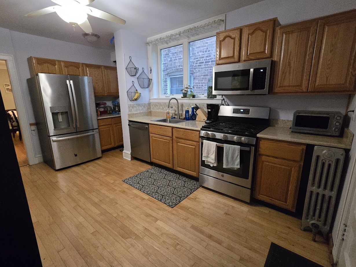 5910 N Campbell Avenue Property Photo 7