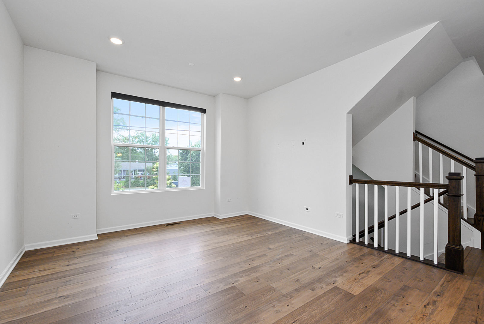 9242 143rd Street Property Photo 5