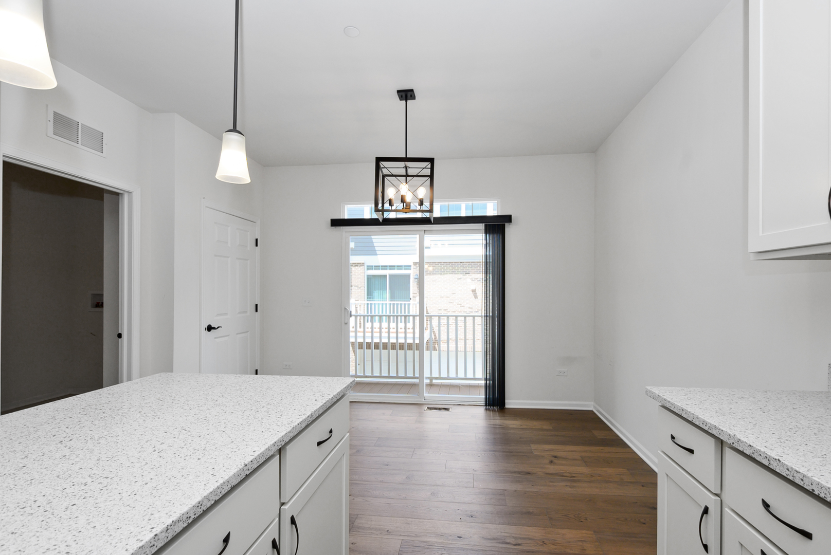 9242 143rd Street Property Photo 12