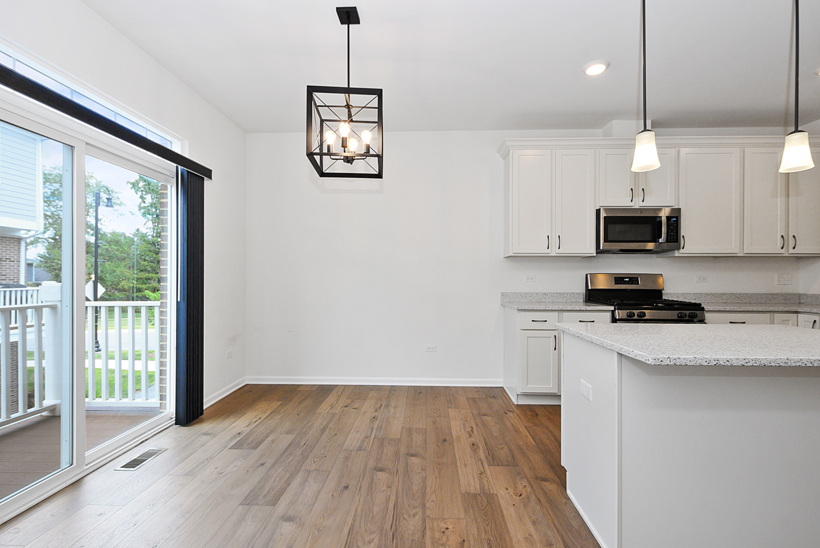 9242 143rd Street Property Photo 14