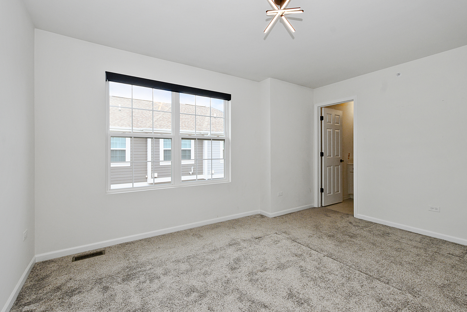 9242 143rd Street Property Photo 21