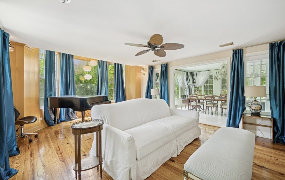 82 Woodley Road Property Photo 7