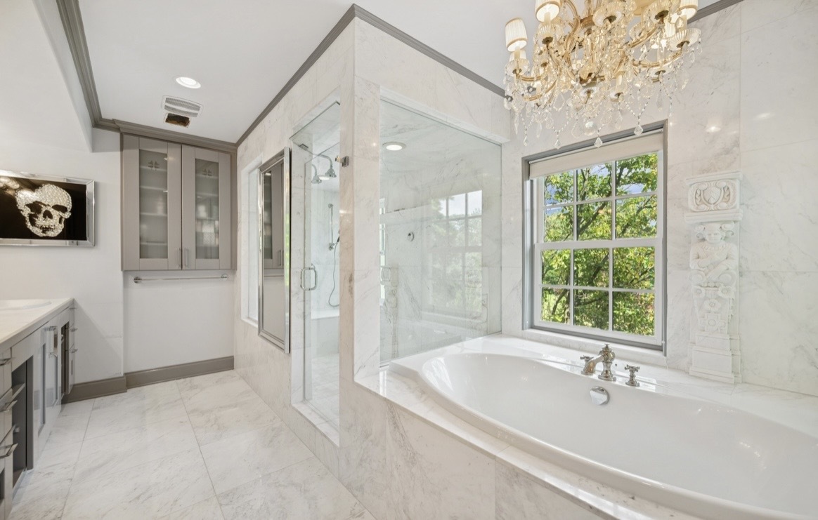 82 Woodley Road Property Photo 13
