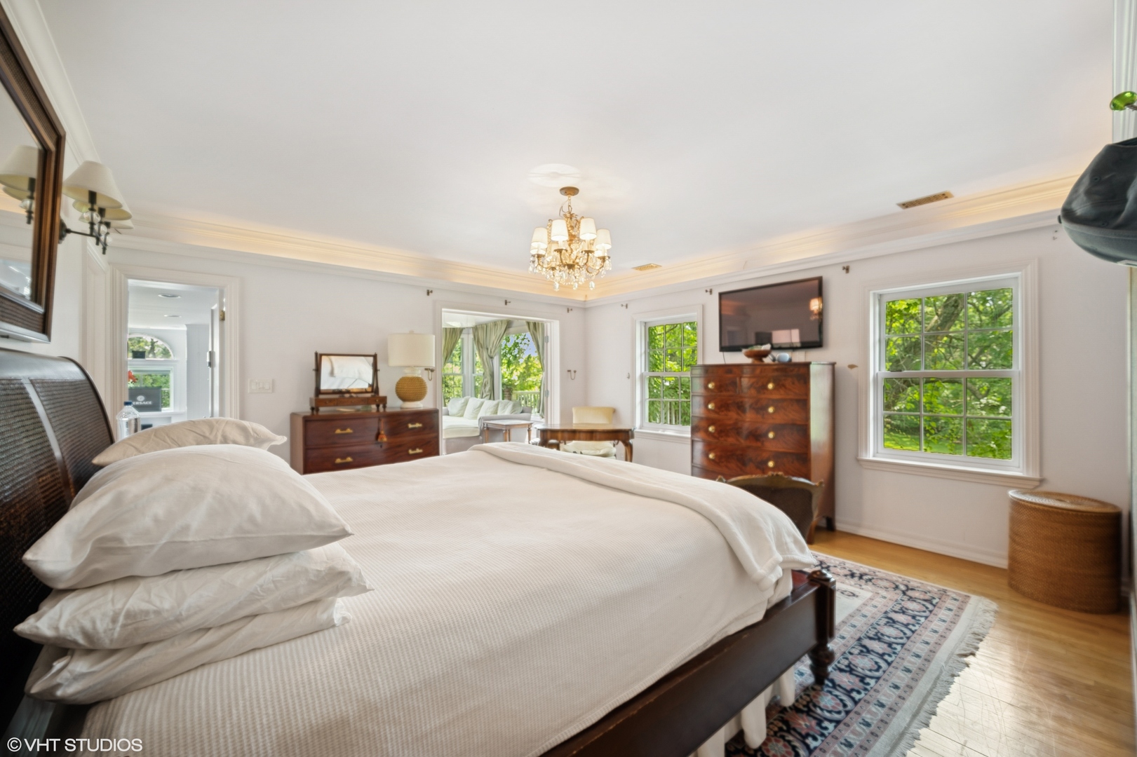 82 Woodley Road Property Photo 11