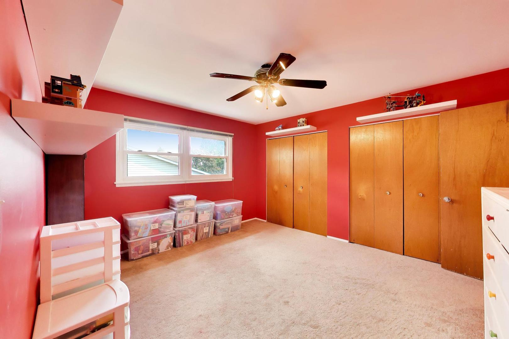8 Charles Court Property Photo 18