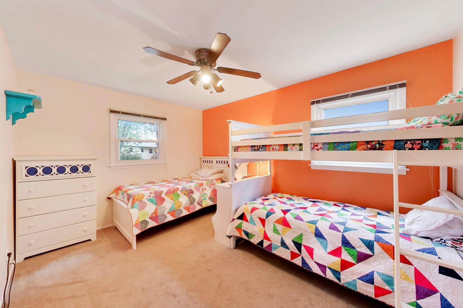 8 Charles Court Property Photo 23