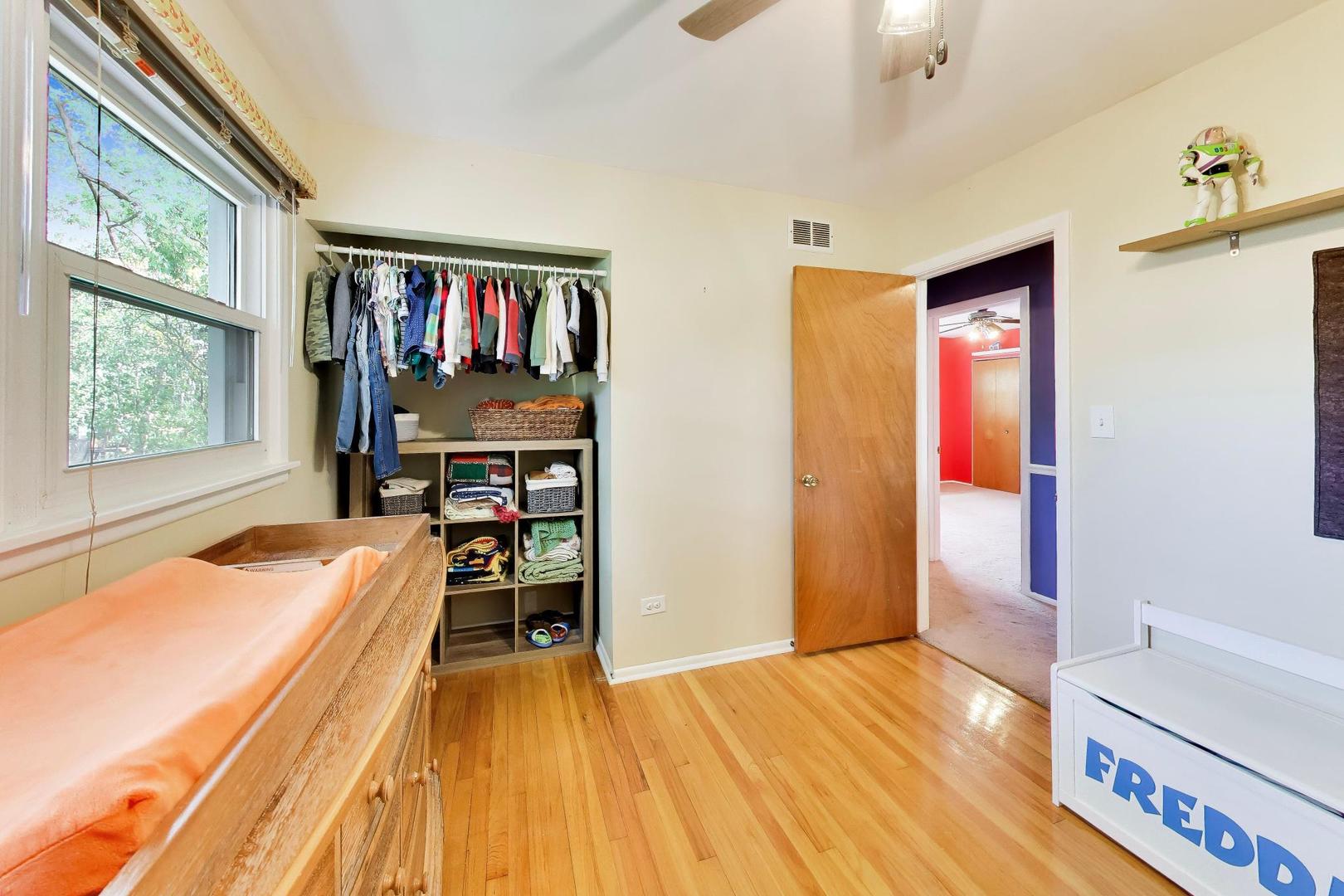 8 Charles Court Property Photo 27