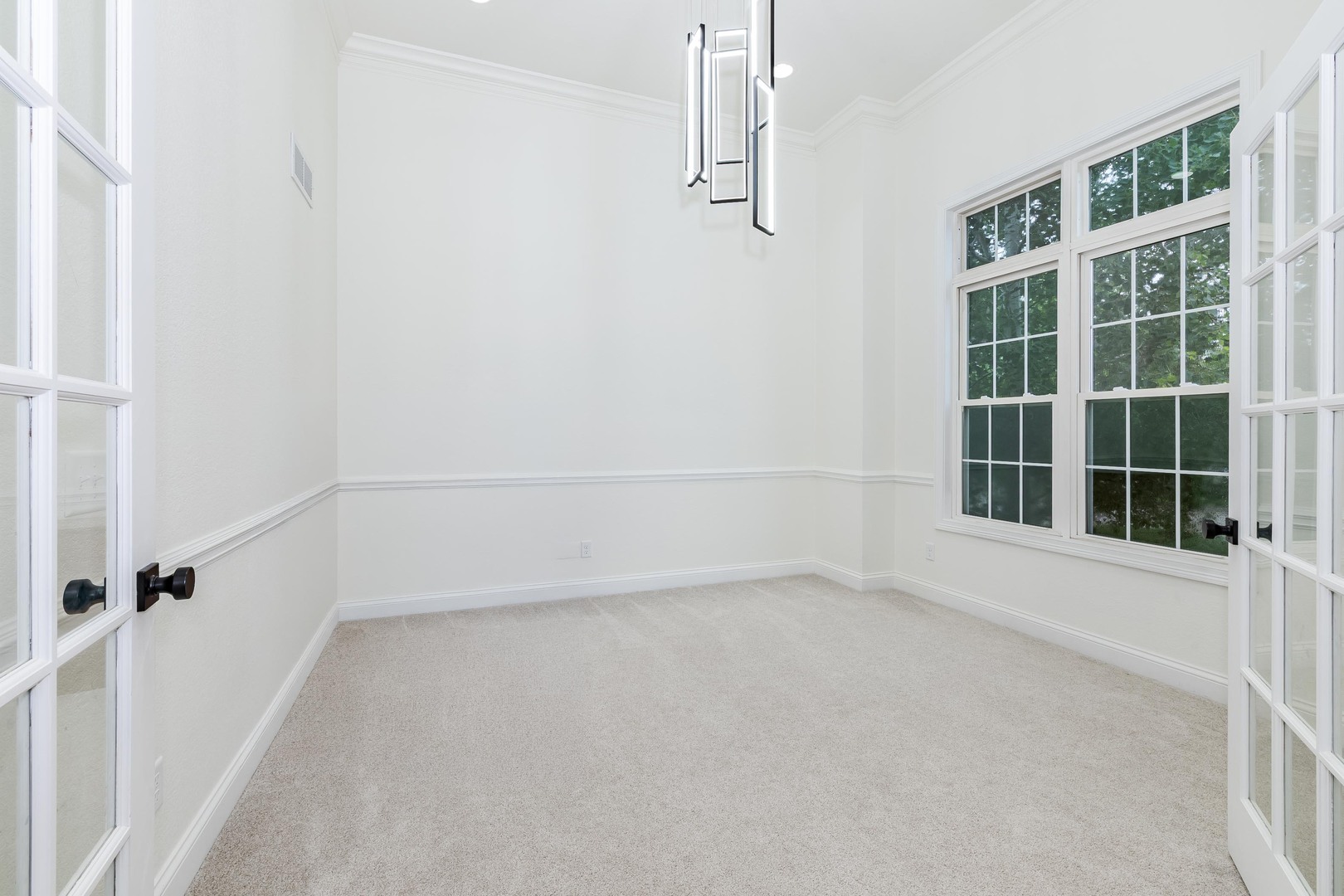 980 Balsam Road Property Photo 6