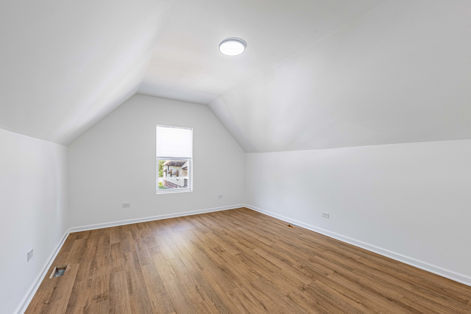 117 E 104th Place Property Photo 16