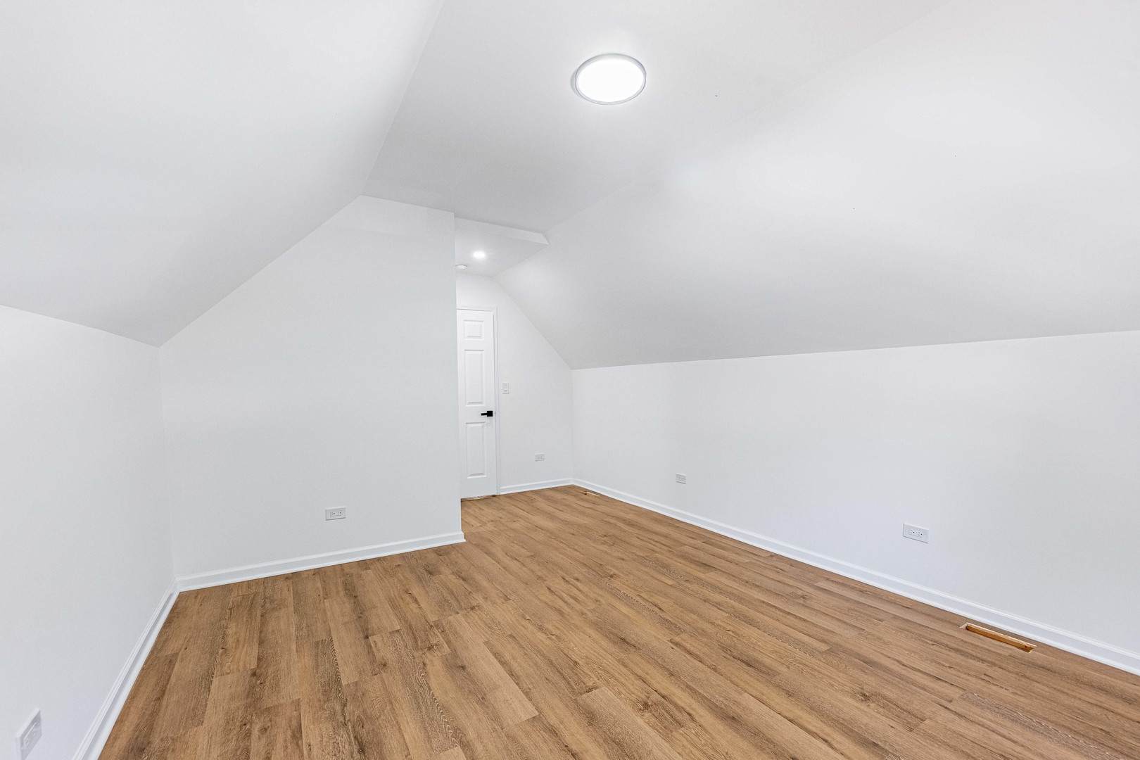 117 E 104th Place Property Photo 19