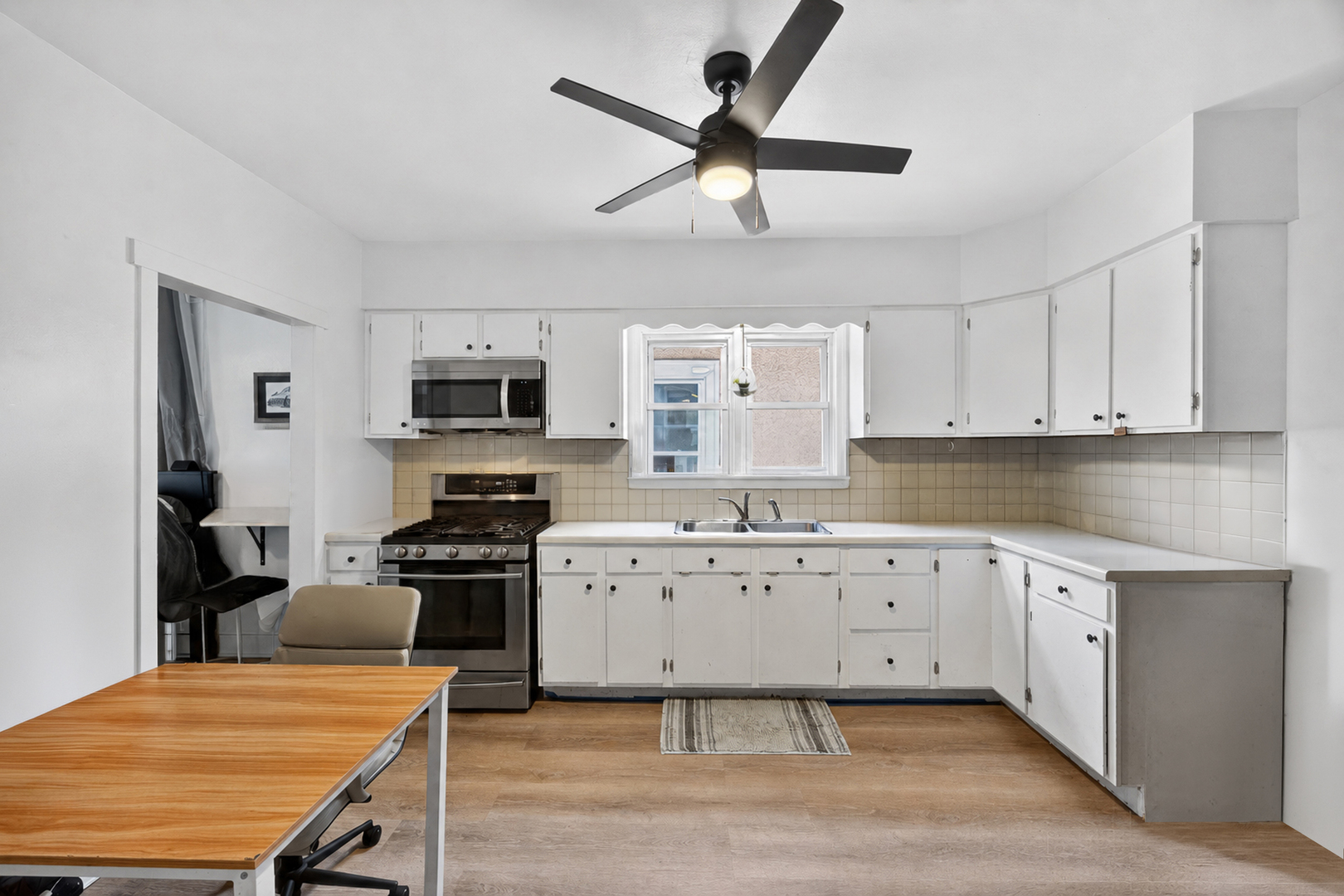 13219 S Houston Avenue Property Photo 10