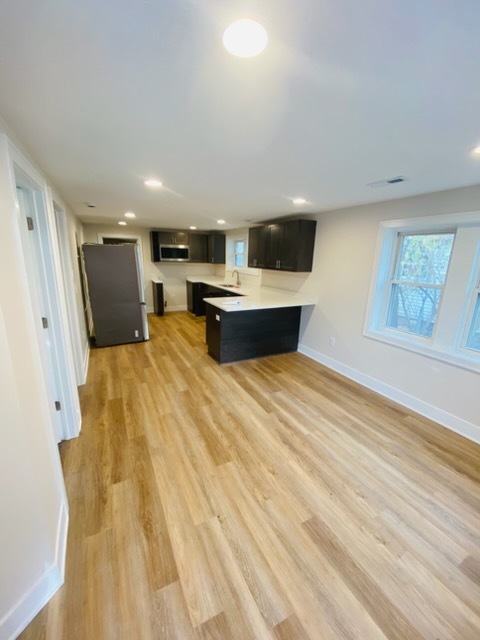526 S Gordon Avenue Property Photo 2