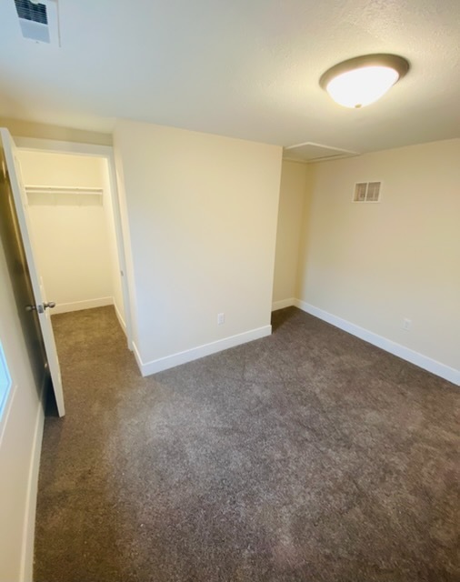 526 S Gordon Avenue Property Photo 4