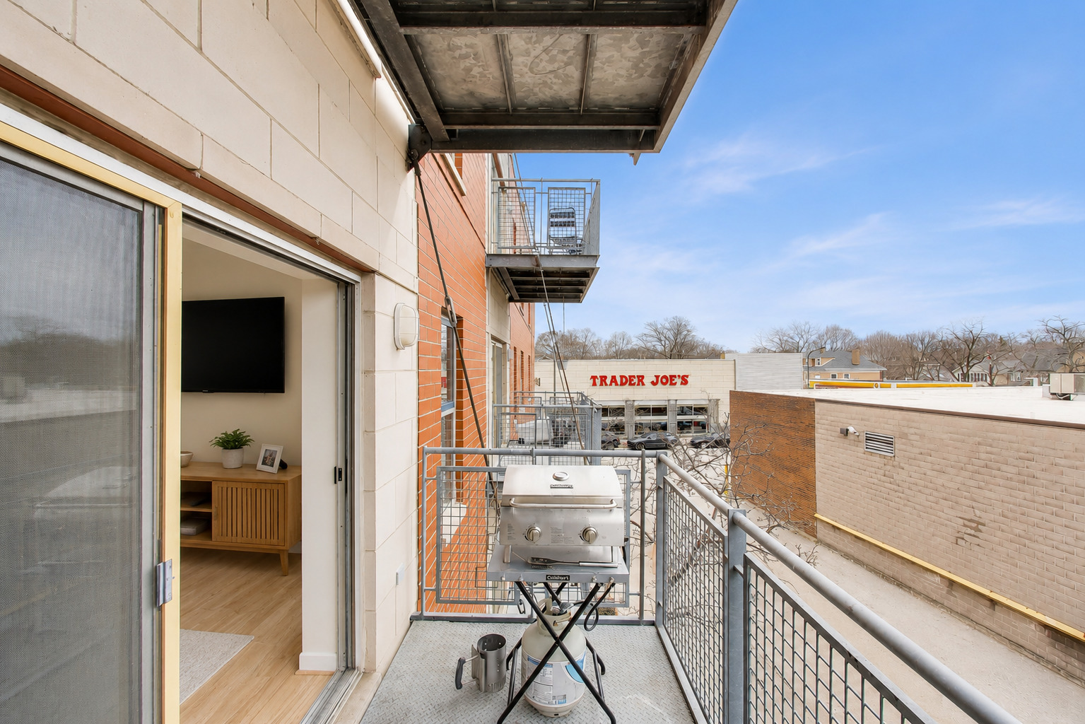 1210 Chicago Avenue C302 Property Photo 14