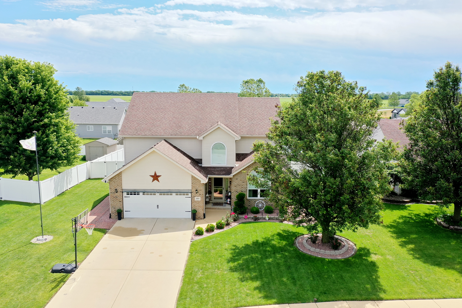 1684 Derby Drive Property Photo 4