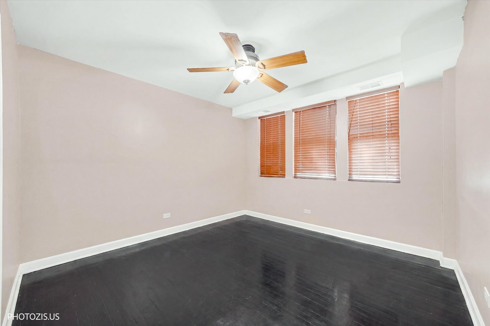 6254 N Bell Avenue T Property Photo 7