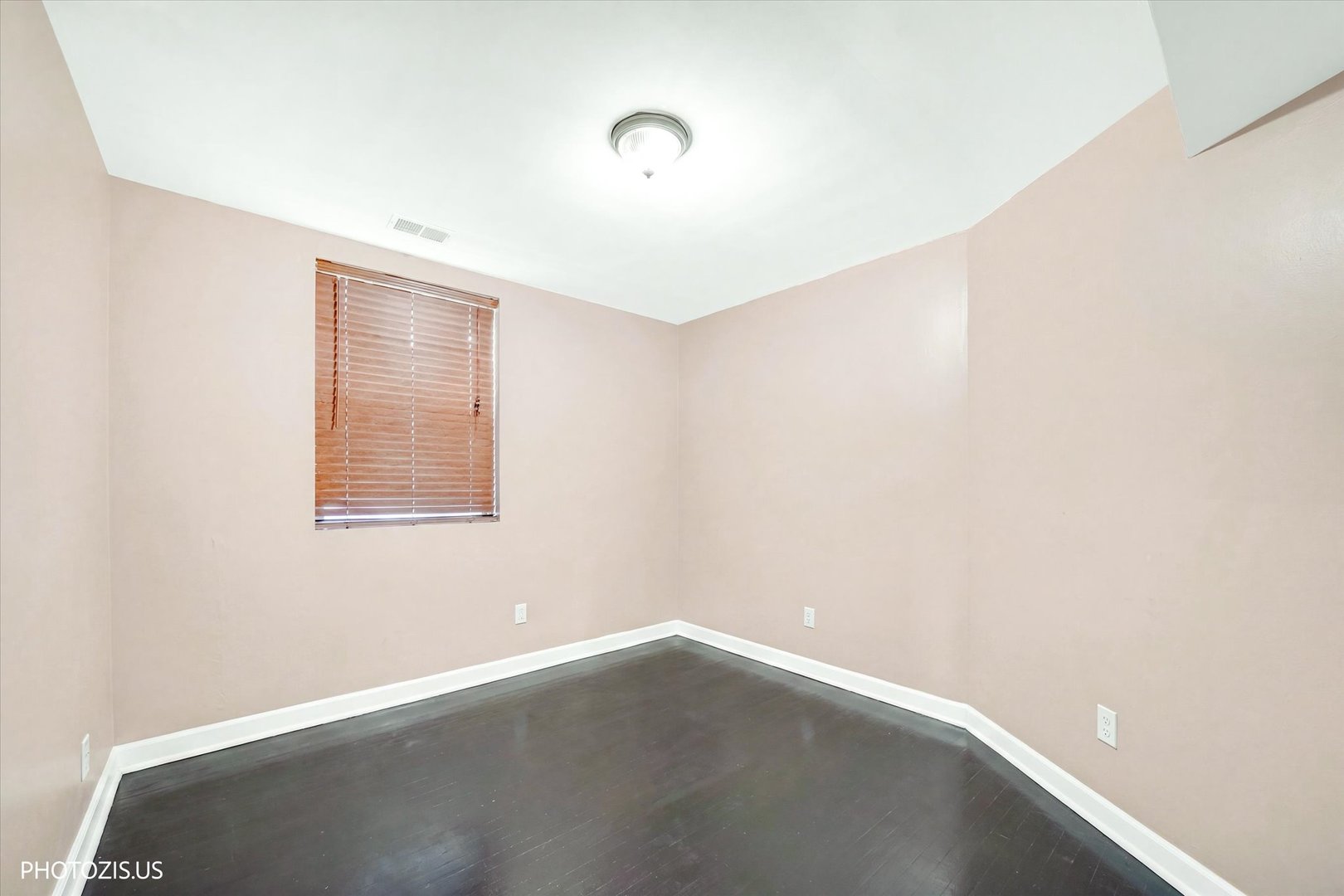 6254 N Bell Avenue T Property Photo 10