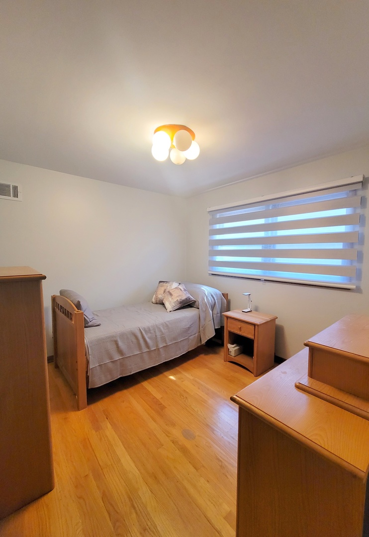 7043 40th Street Property Photo 5
