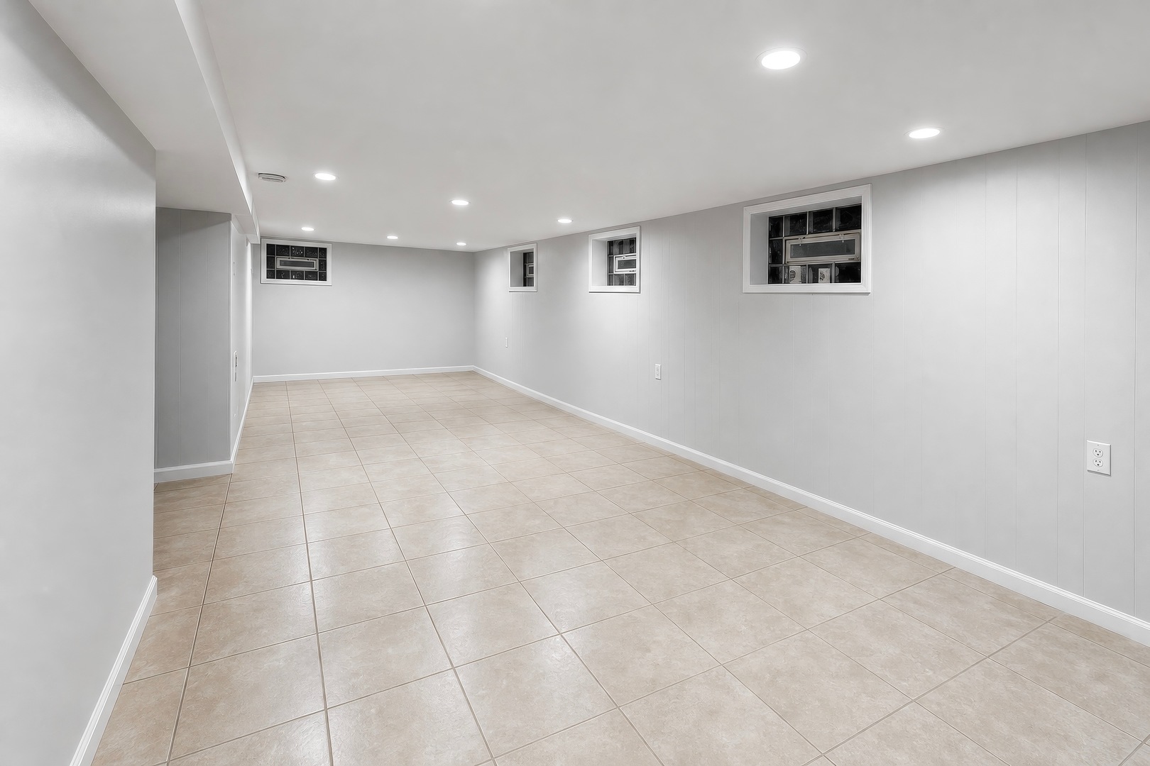 3844 W 61st Street Property Photo 16