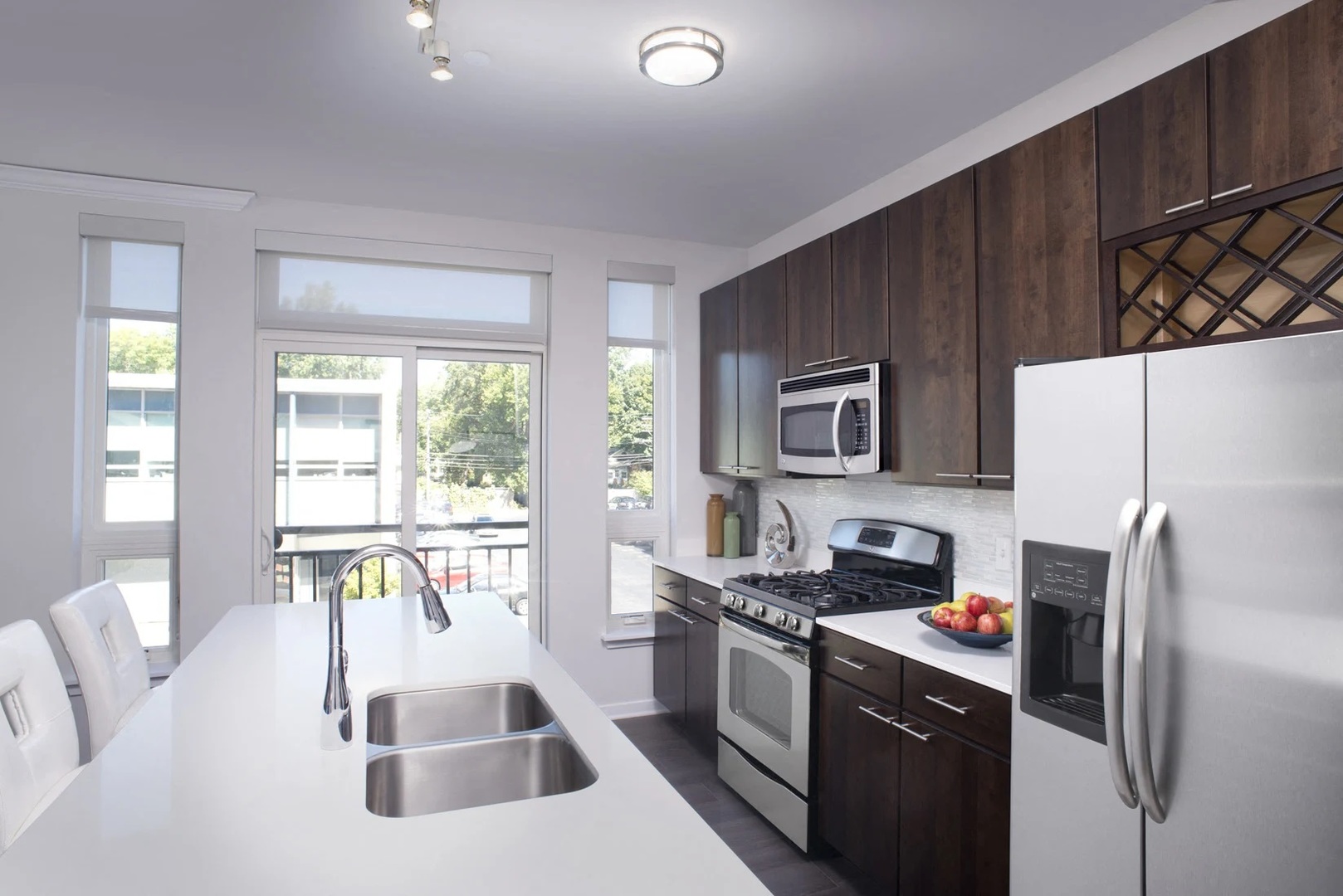 1720 Central Street 218 Property Photo 4