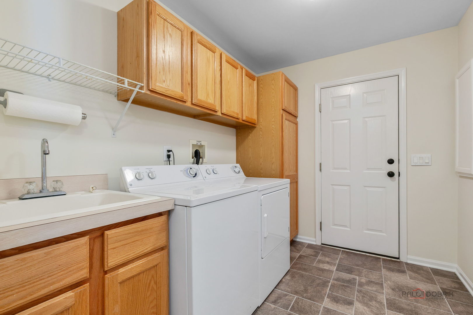 1815 Paddock Court Property Photo 25
