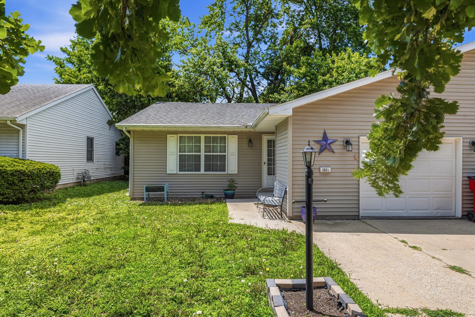 1615/1617 W Union Street Property Photo 2