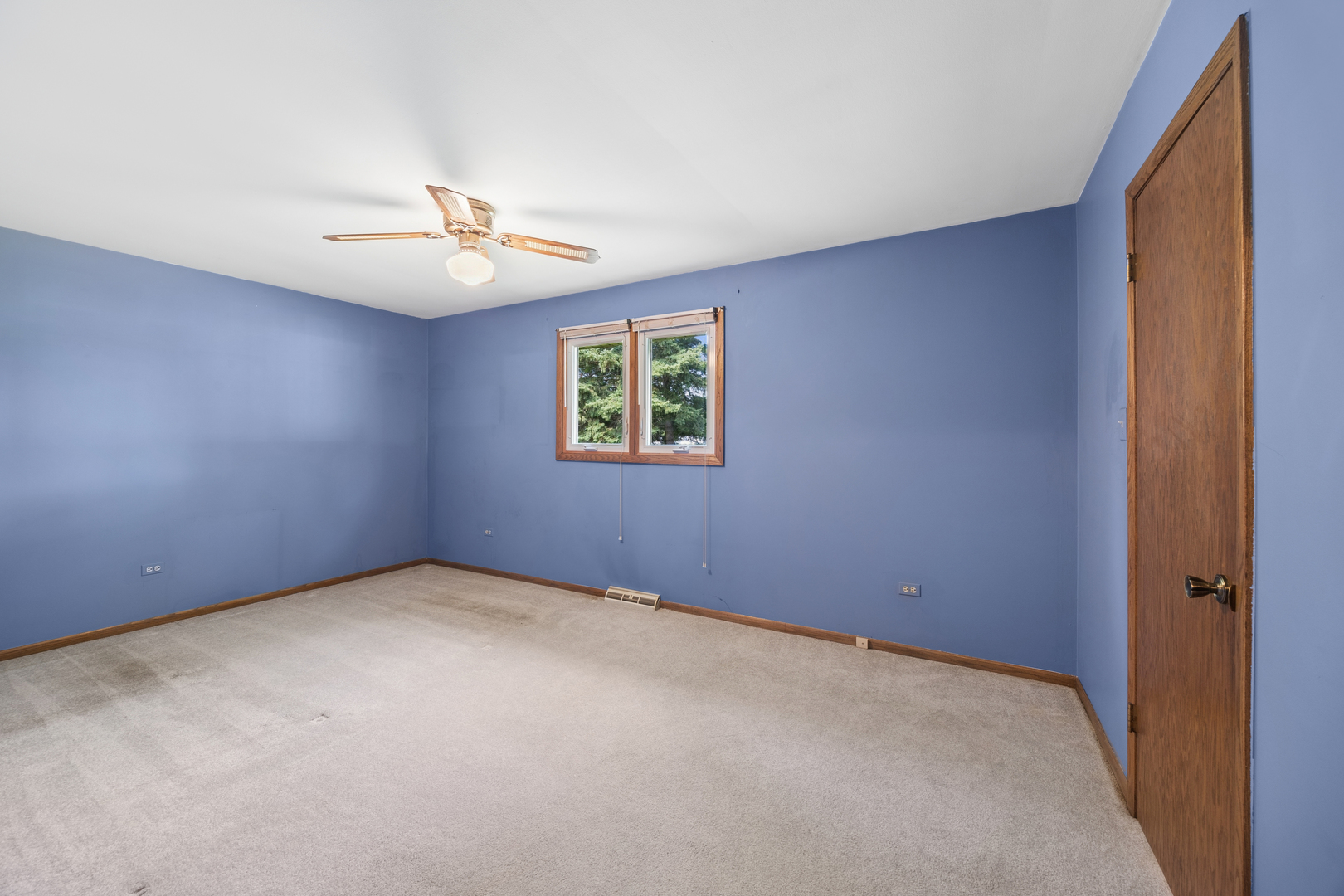 12680474 Property Photo 16